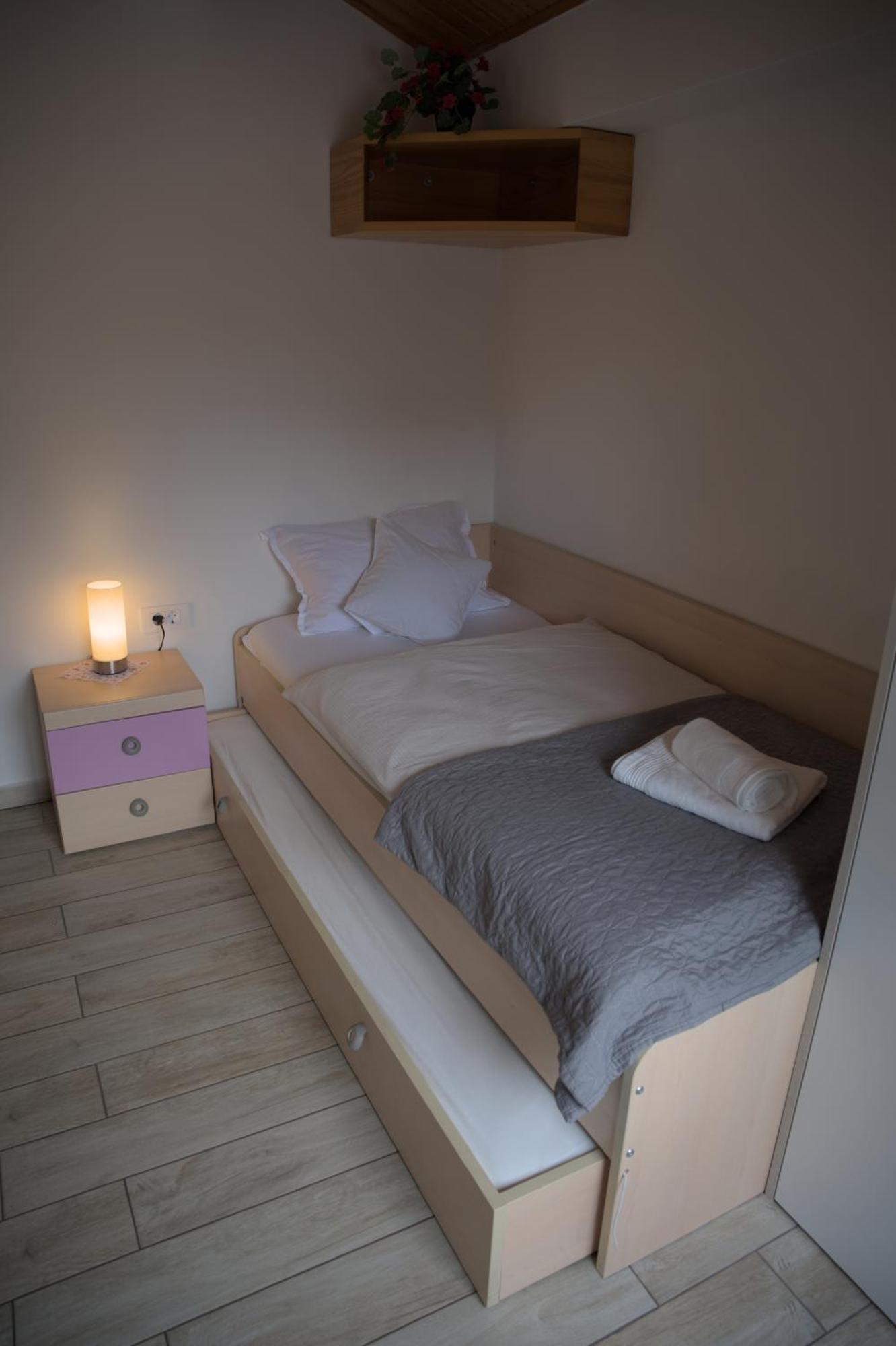 Apartmaji Soncek Izola Eksteriør billede
