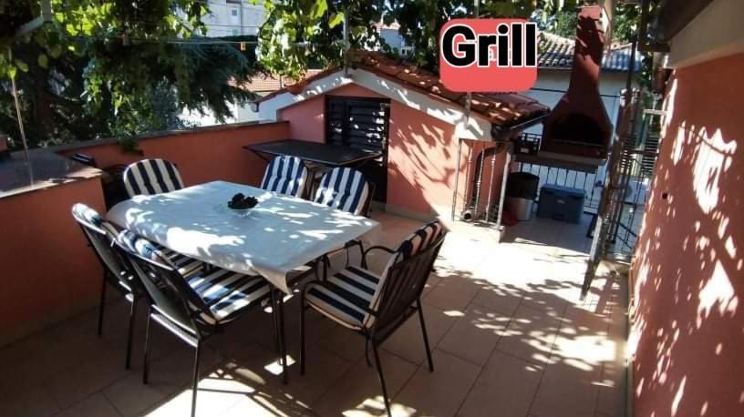 Apartmaji Soncek Izola Eksteriør billede