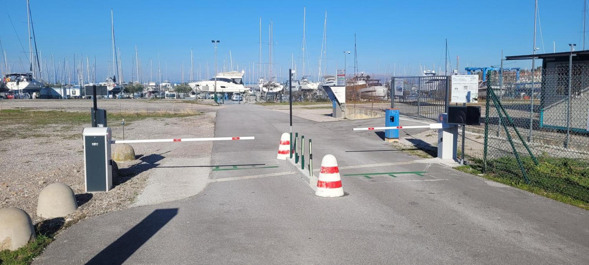 Apartmaji Soncek Izola Eksteriør billede